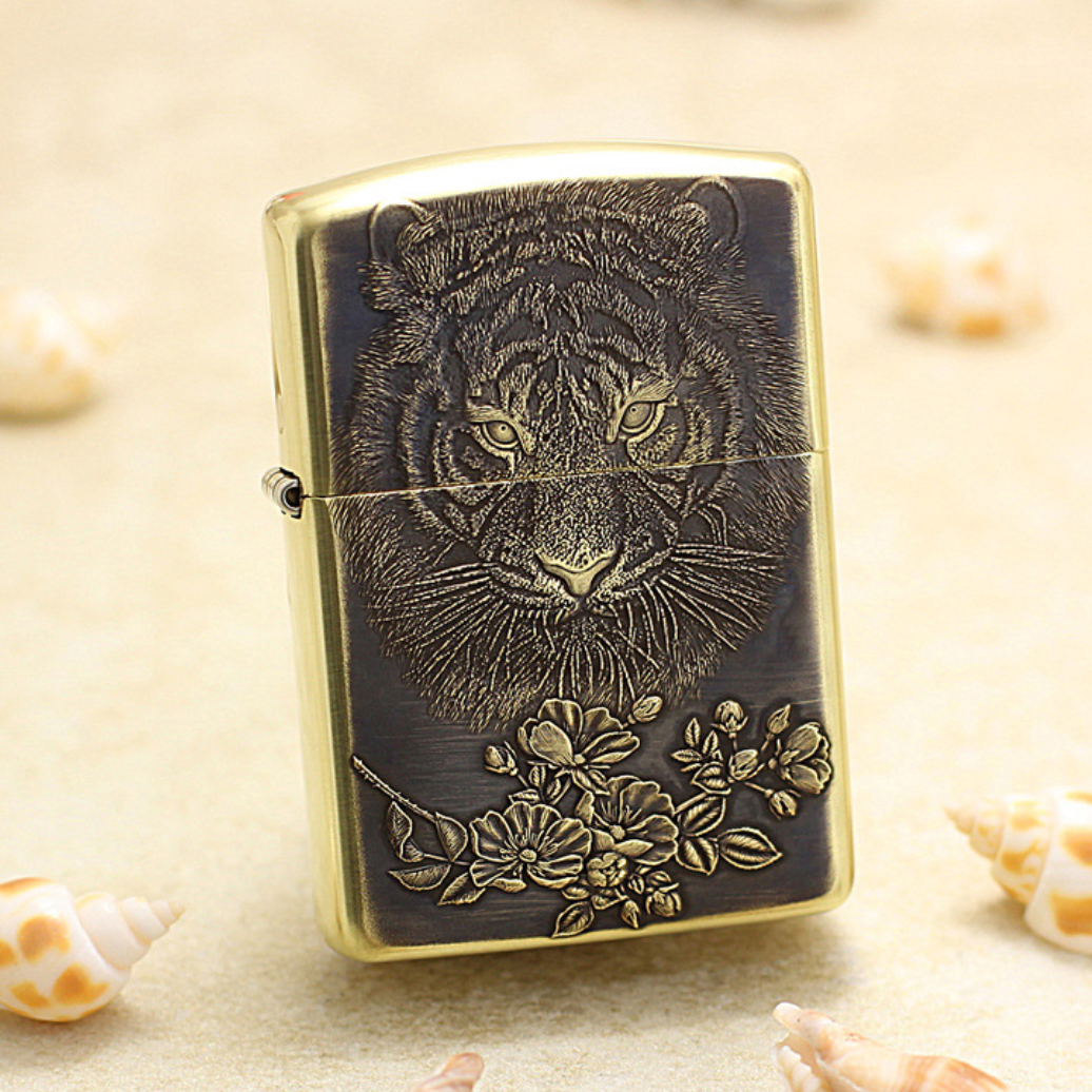 Etching Brass Armor King of Ghosts Tiger Head Zippo Lighter