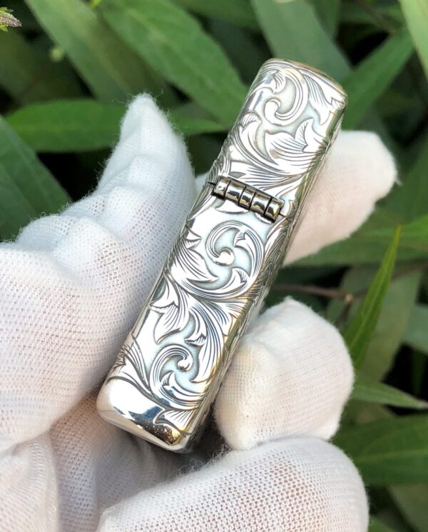 ZippoArabesqueWindyGirlSterlingSilver_07