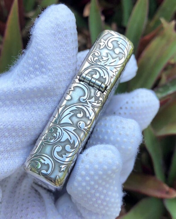 ZippoSterlingSilverArabesqueCross_03
