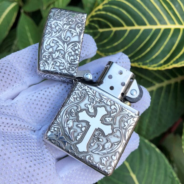 Zippo　STERLING SILVER PURITY 999.9 Arabesque Cross Sterling Silver Zippo Lighter