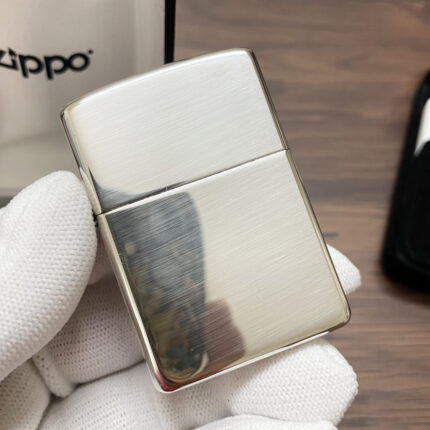 Zippo #15 high-polish sterling silver Classic lighter, front view