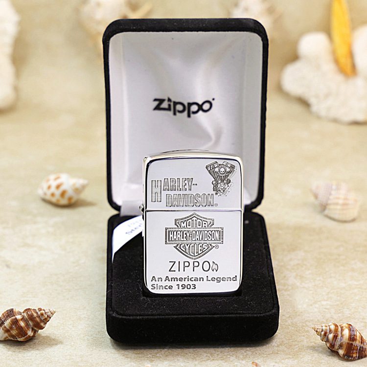 Zippo 1941 Replica Sterling Silver Harley Davidson Lighter