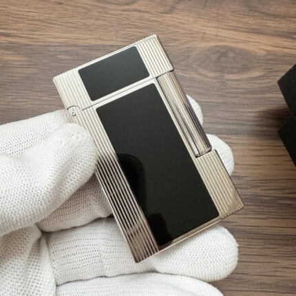 S.T. Dupont Ligne 2 Windsor black lacquer and palladium lighter 16380