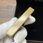 S.T. Dupont Ligne 2 Windsor blue lacquer and yellow gold finish lighter 16381 – product view 22