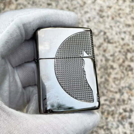Zippo Armor Wolf Design lighter 49353 in Black Ice