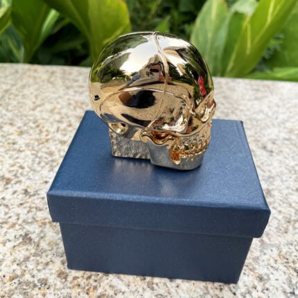 Japanese Zippo Gold-Plated Big Skull Jacket Lighter – product image 1 of 8
