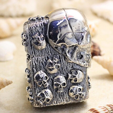 Japanese Zippo Silver-Plated Big Skull Emblem Lighter – product image 1 of 6