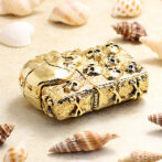 JapaneseNewPlatedGoldJacketSkullZippo_03