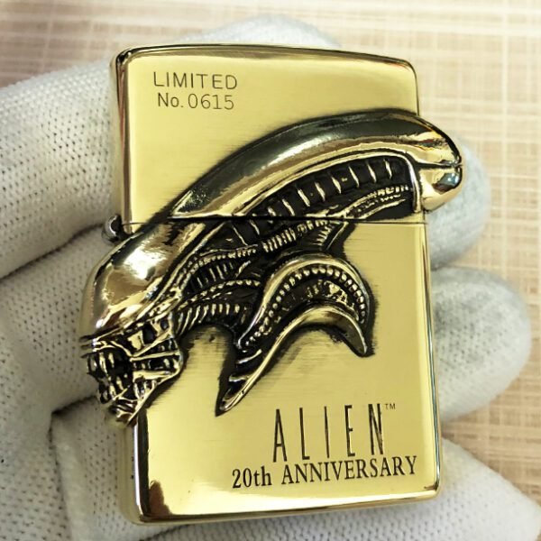 Zippo Etching Brass H.R. Giger Alien Emblem Lighter #3