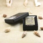 KZ146 Chinese dragon Zippo Armor lighter displayed in its original Armor Case box