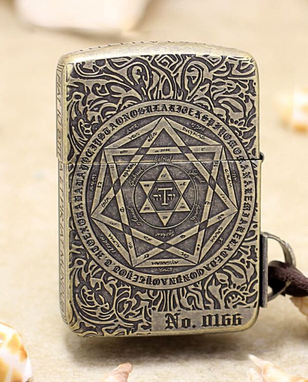 アンティークZIPPO コンスタンティン2004年9月製 RAKUDO KZ150-01-600x745.jpg