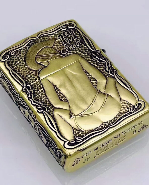 KZ157-02 Decorative cake with a raised silhouette of a woman in a hat, kneeling, and the phrase 'Girls Love Cowboys' on top.