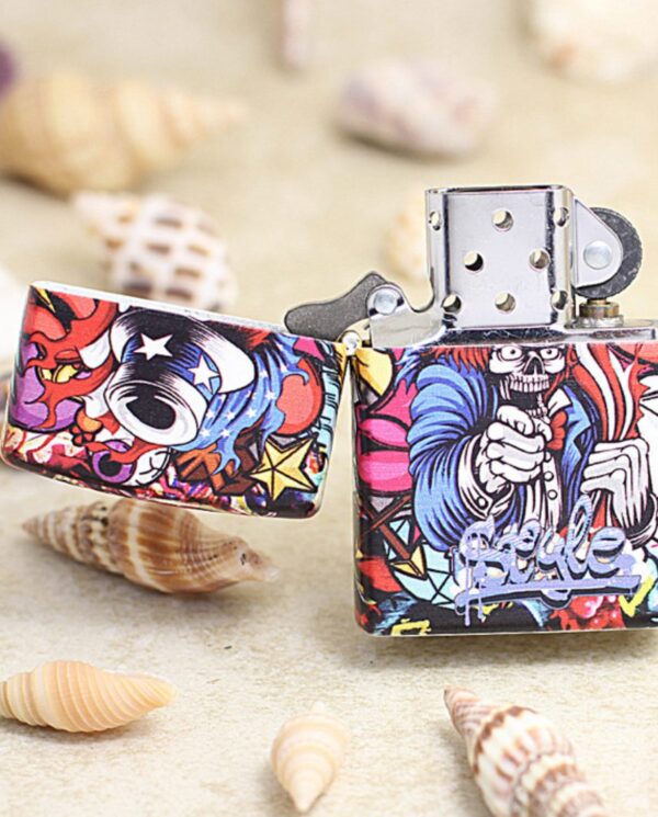 Zippo540ColorFunnySkull_02