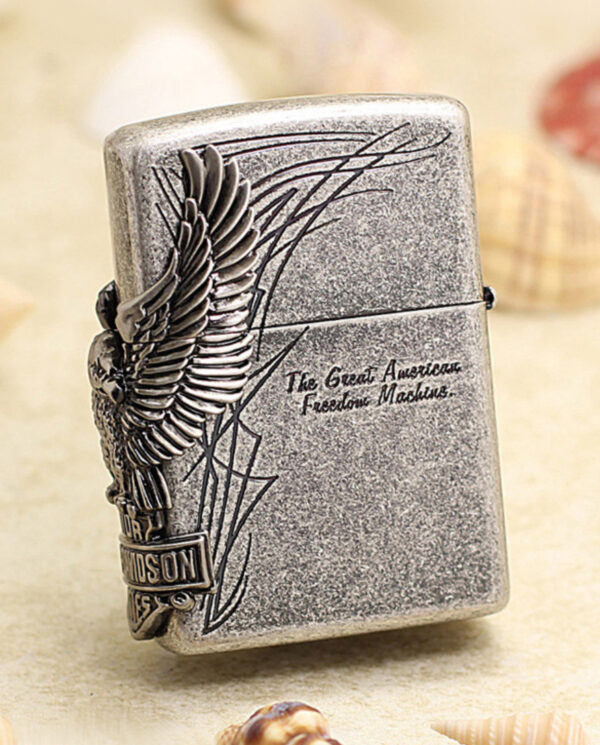 ZippoAntiqueSilverHDP65_03