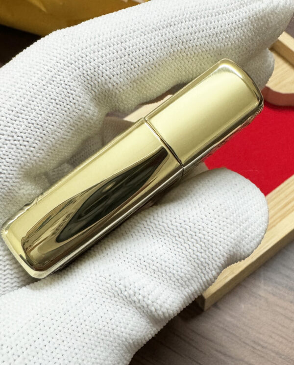 ZippoArmorBindingSexyGirlLighter_03