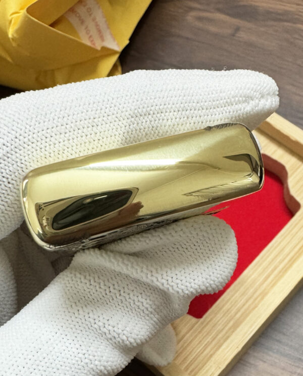 ZippoArmorBindingSexyGirlLighter_05