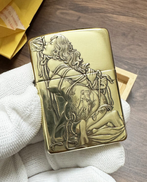ZippoArmorBindingSexyGirlLighter_07