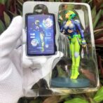 ZippoBlueMatteWindyGirlLimitedEditionWithLady_14