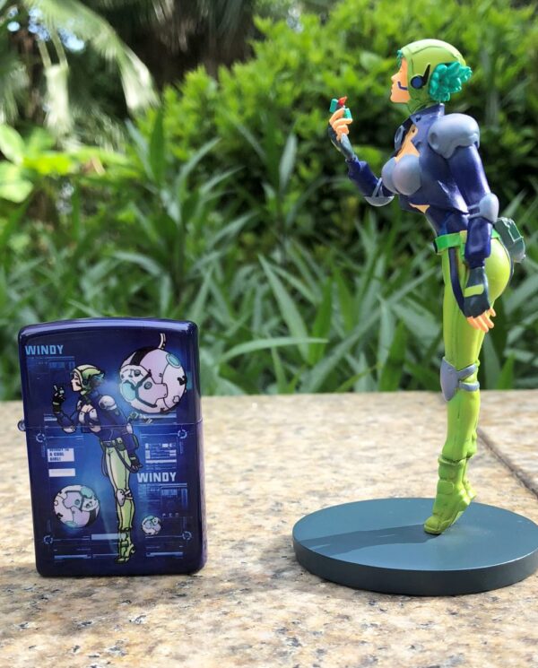 ZippoBlueMatteWindyGirlLimitedEditionWithLady_18