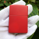 Zippo Chasing Dreams Windy red matte lighter – alternate view 2