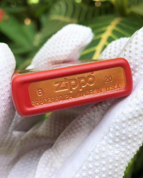 ZippoRedMatteWindyGirlDreamer_06