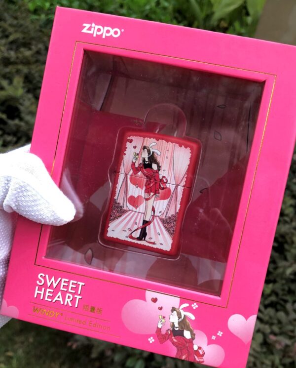 ZippoRedMatteWindyGirlLimitedEdition_10 ZippoRedMatteWindyGirlLimitedEdition_10