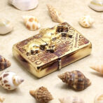 ZippoSmokedGoldenMarbleHorseWithSquareLighter_04