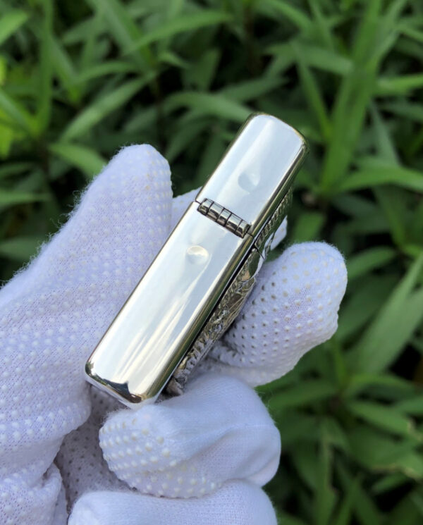 ZippoSterlingSilverAlienAnniversary_10