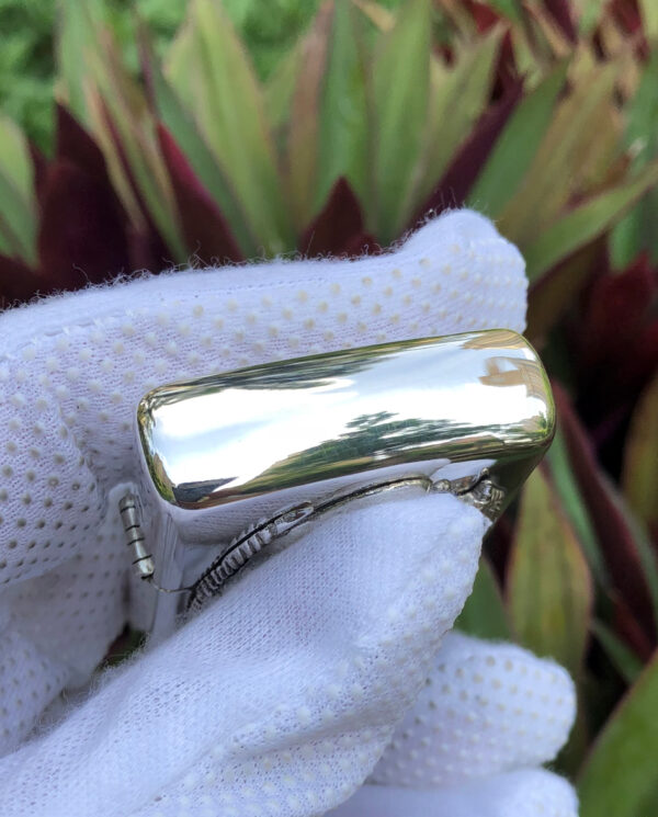 ZippoSterlingSilverAlienAnniversary_19