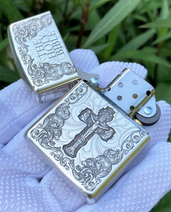 ZippoSterlingSilverHolyBible_07