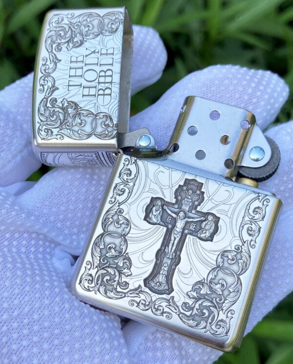 ZippoSterlingSilverHolyBible_12
