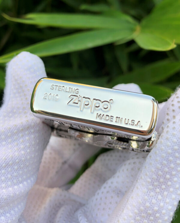 ZippoSterlingSilverLimitedEditionAlien_14