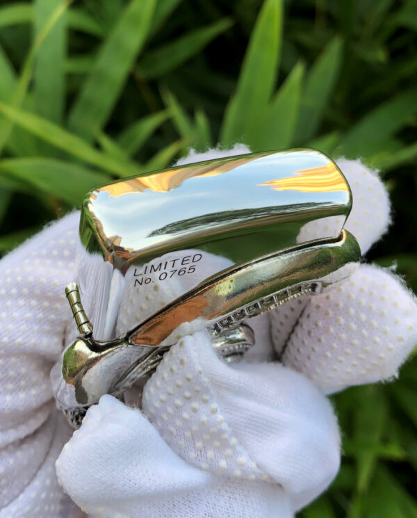 ZippoSterlingSilverLimitedEditionAlien_17
