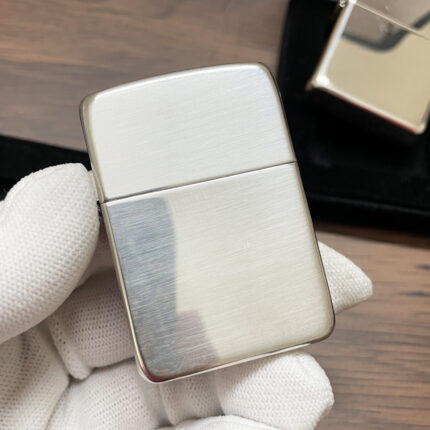 Zippo #23 high-polish sterling silver 1941 Replica lighter, front view