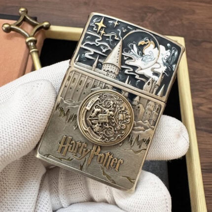 KZ476 silver-tone Harry Potter Magic Academy Zippo lighter set, main view