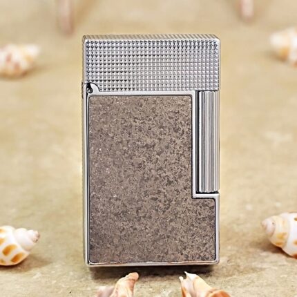 Karl Wieden KW-T0217B petrol lighter, front view of grey Ice Flower lacquer panel, silver frame and ribbed roller