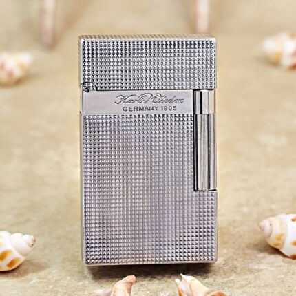 Karl Wieden KW-T02I petrol lighter, front view of silver diamond-patterned case and Karl Wieden branding band