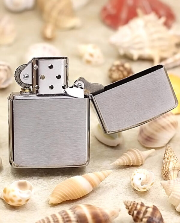 Zippo162ClassicLighter_03 Zippo162ClassicLighter_03
