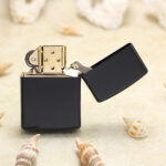 Japanese Zippo Maki-e urushi Buddha gold leaf lighter – alternate view 3