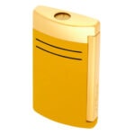 S.T. Dupont MaxiJet 020175 honey lacquer lighter three-quarter view