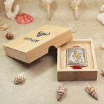 KZ186 cowgirl engraved lighter with bamboo presentation box
