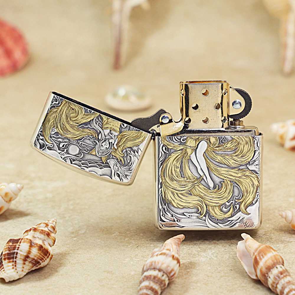 Zippo Etching Silver With Gold Nine-tailed Fox Lighter