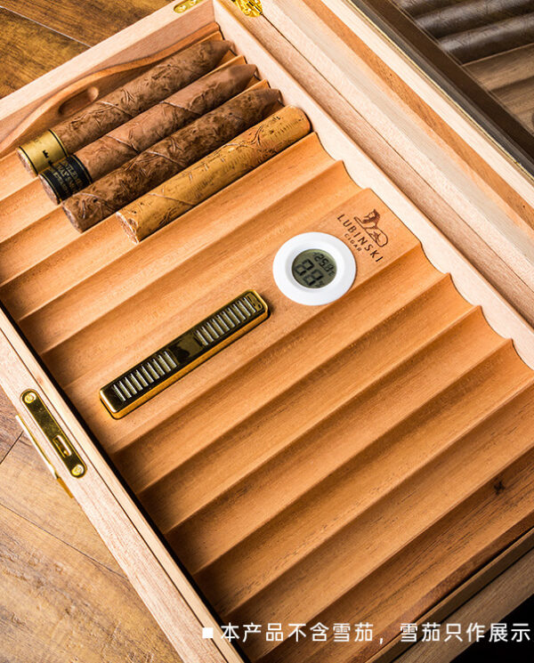 CH020-02 Wooden cigar humidor opened to reveal several cigars, a digital hygrometer, and a humidifying slider inside.