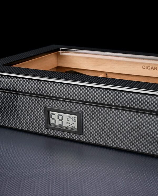CH025-03 Carbon‑fiber textured cigar humidor with a digital hygrometer showing 69% humidity.
