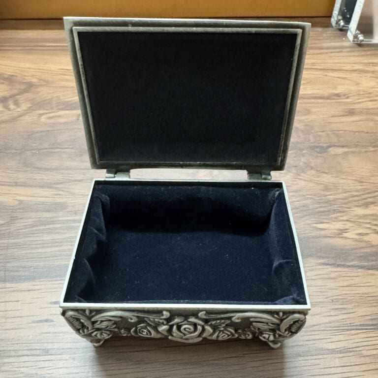 TinBox_05 TinBox_05