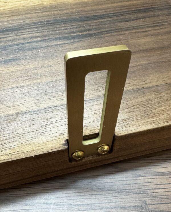 ZippoWoodenDisplay_05