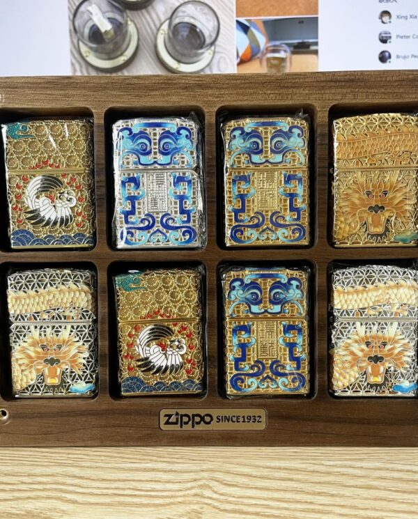 ZippoWoodenDisplay_06