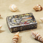 KZ124 five-sided character artwork with ornate hinge-side panel