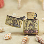 Brass Zippo Armor One Piece Luffy lighter with copper inlay – gallery detail 2