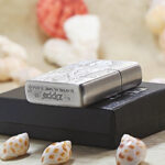 Silver-plated Zippo Armor Marilyn Monroe lighter with gold inlay – gallery detail 5
